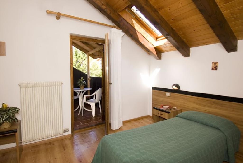 Casa Alpina Sant'Apollinare Hotel Falcade Habitación foto