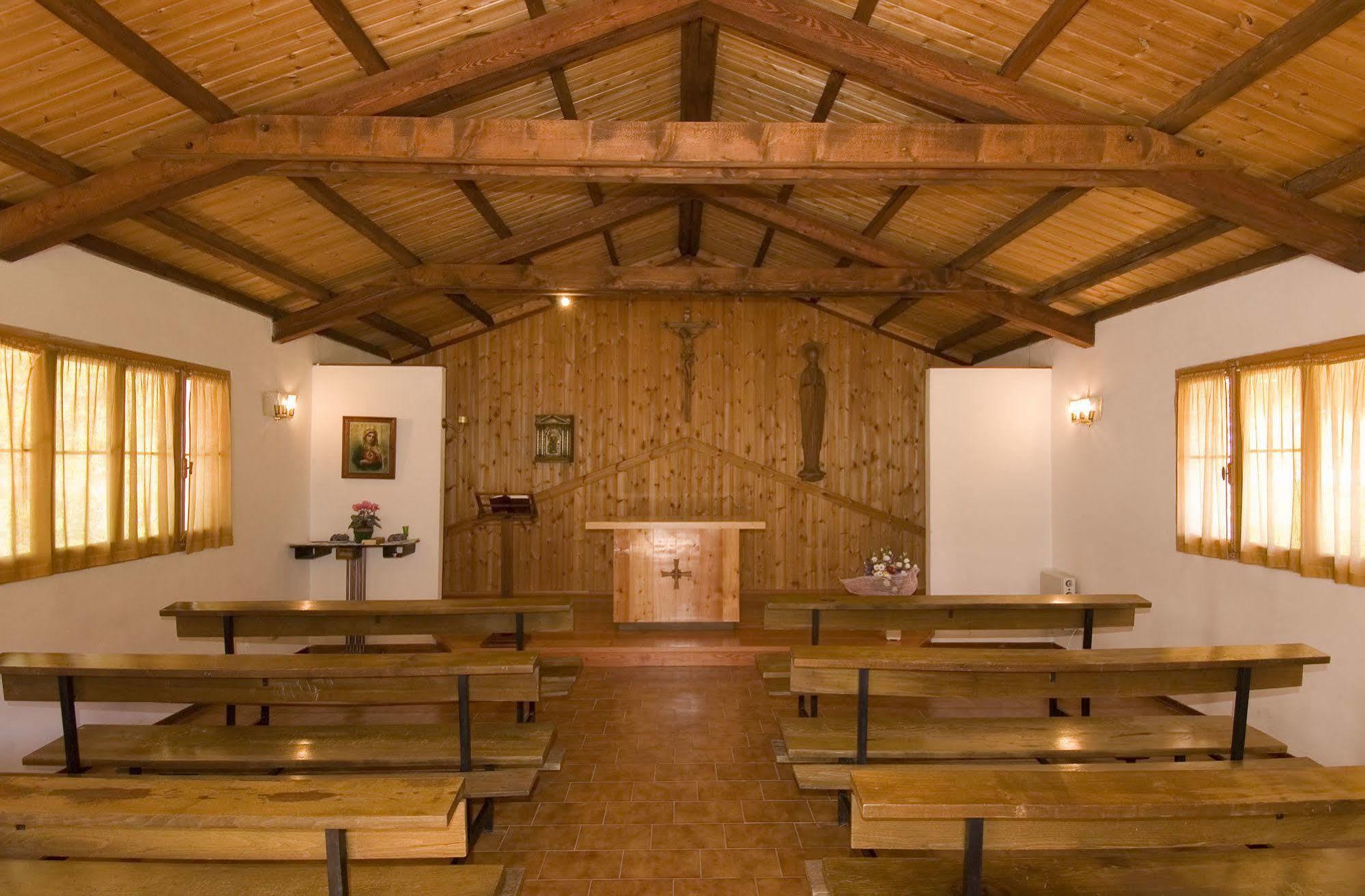 Casa Alpina Sant'Apollinare Hotel Falcade Exterior foto